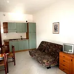 Apartment In Lido Di Jesolo 25556